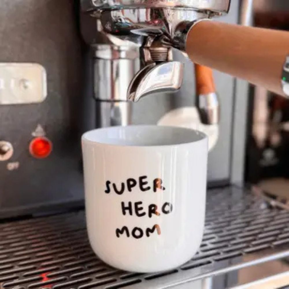 Porcelianinis puodelis SUPERHERO MOM 250ml