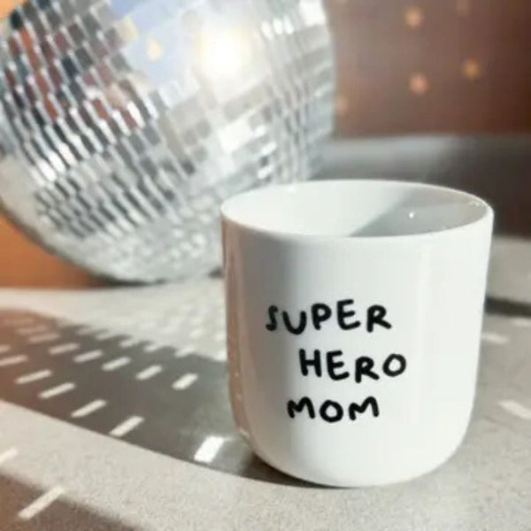 Porcelianinis puodelis SUPERHERO MOM 250ml